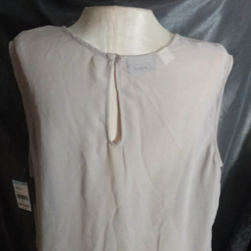 Top - Picture 7 of 7